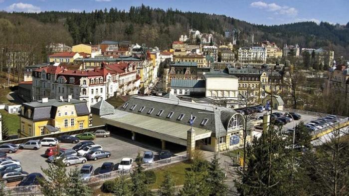 Hotel Maxim Mariańskie Łaźnie Zewnętrze zdjęcie