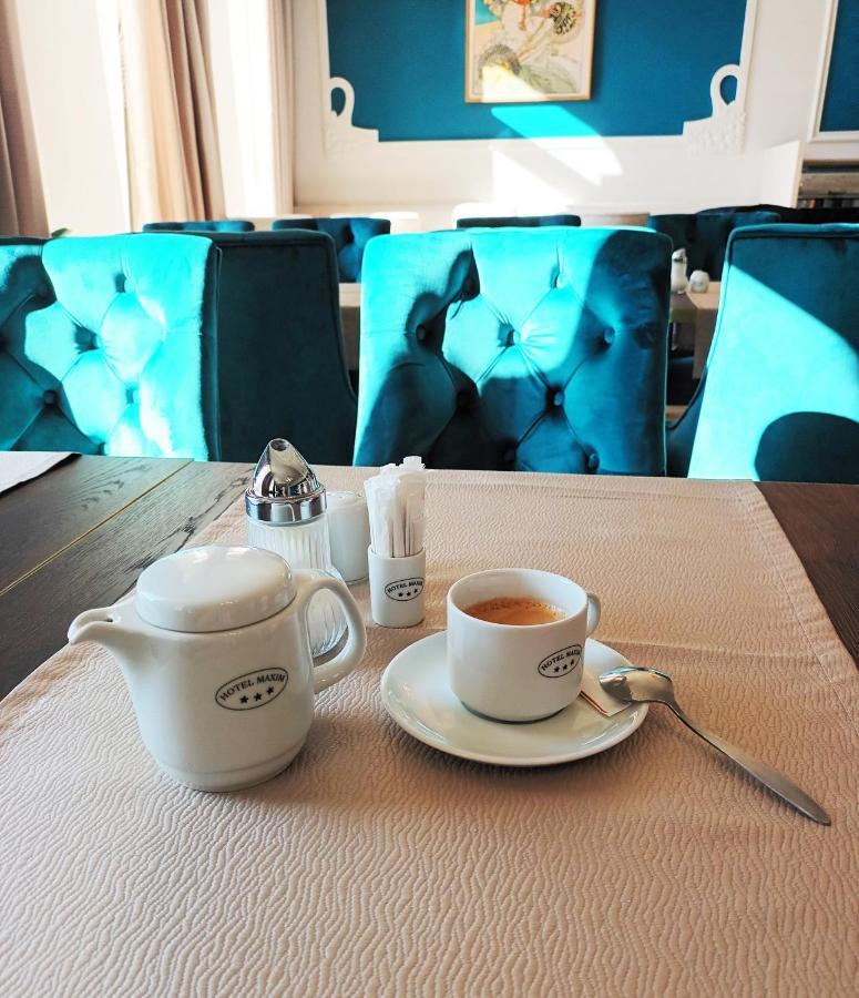 Hotel Maxim Mariańskie Łaźnie Zewnętrze zdjęcie