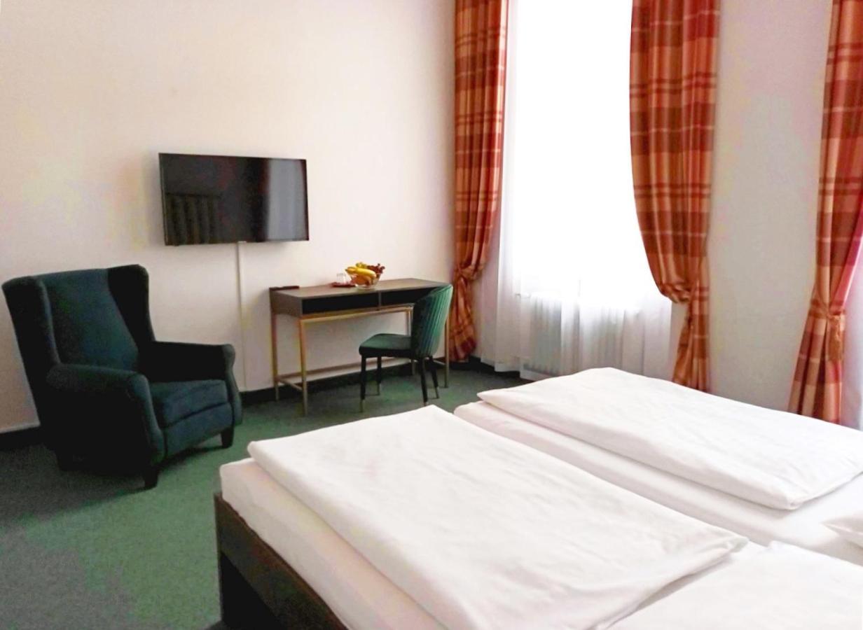 Hotel Maxim Mariańskie Łaźnie Zewnętrze zdjęcie