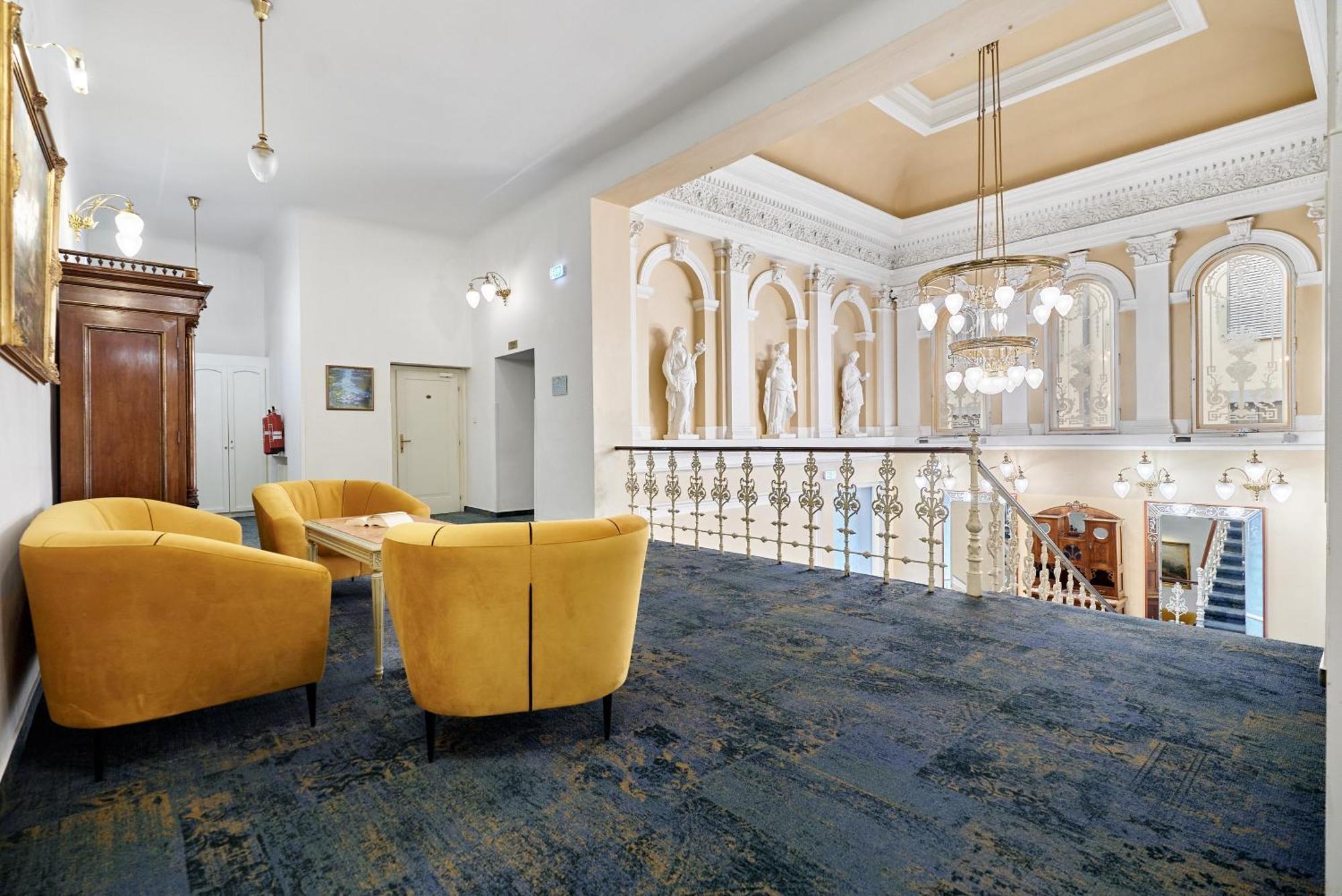 Hotel Maxim Mariańskie Łaźnie Zewnętrze zdjęcie